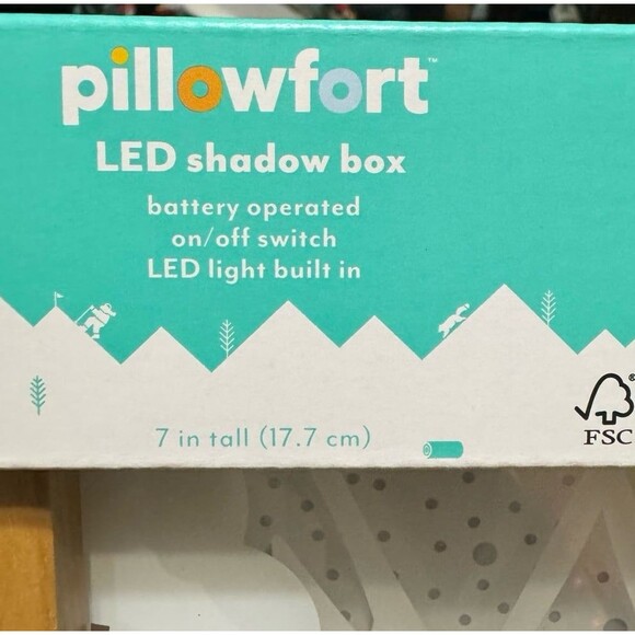 Pillowfort Kids' Mood Lighting LED Shadow Box New - Picture 2 of 4